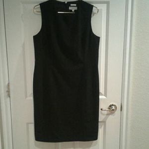 CALVIN KLEIN BLACK SLEEVELESS DRESS